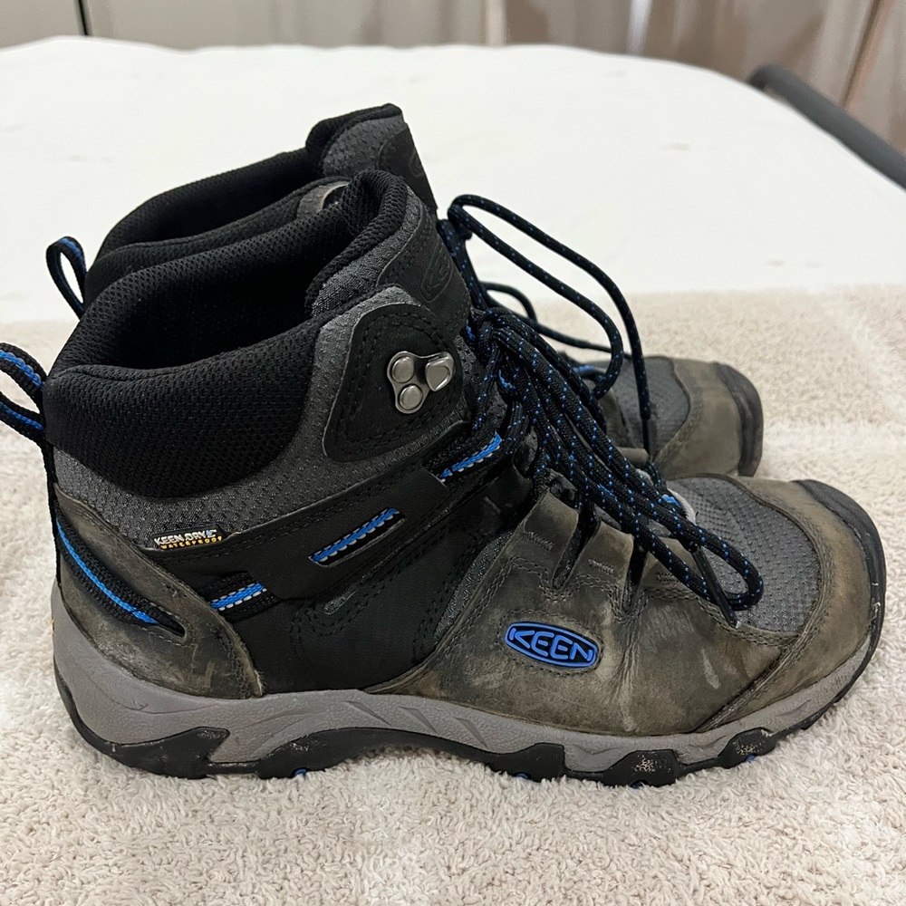 Keen Hiking Boots - image 1